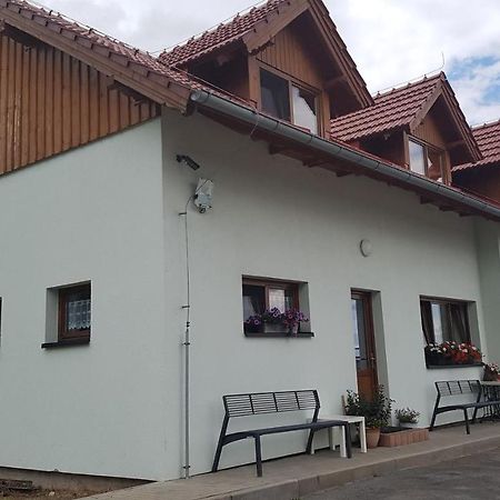 Apartmán Na samotě u lesa -Rasovna Msecke Zehrovice Exteriér fotografie
